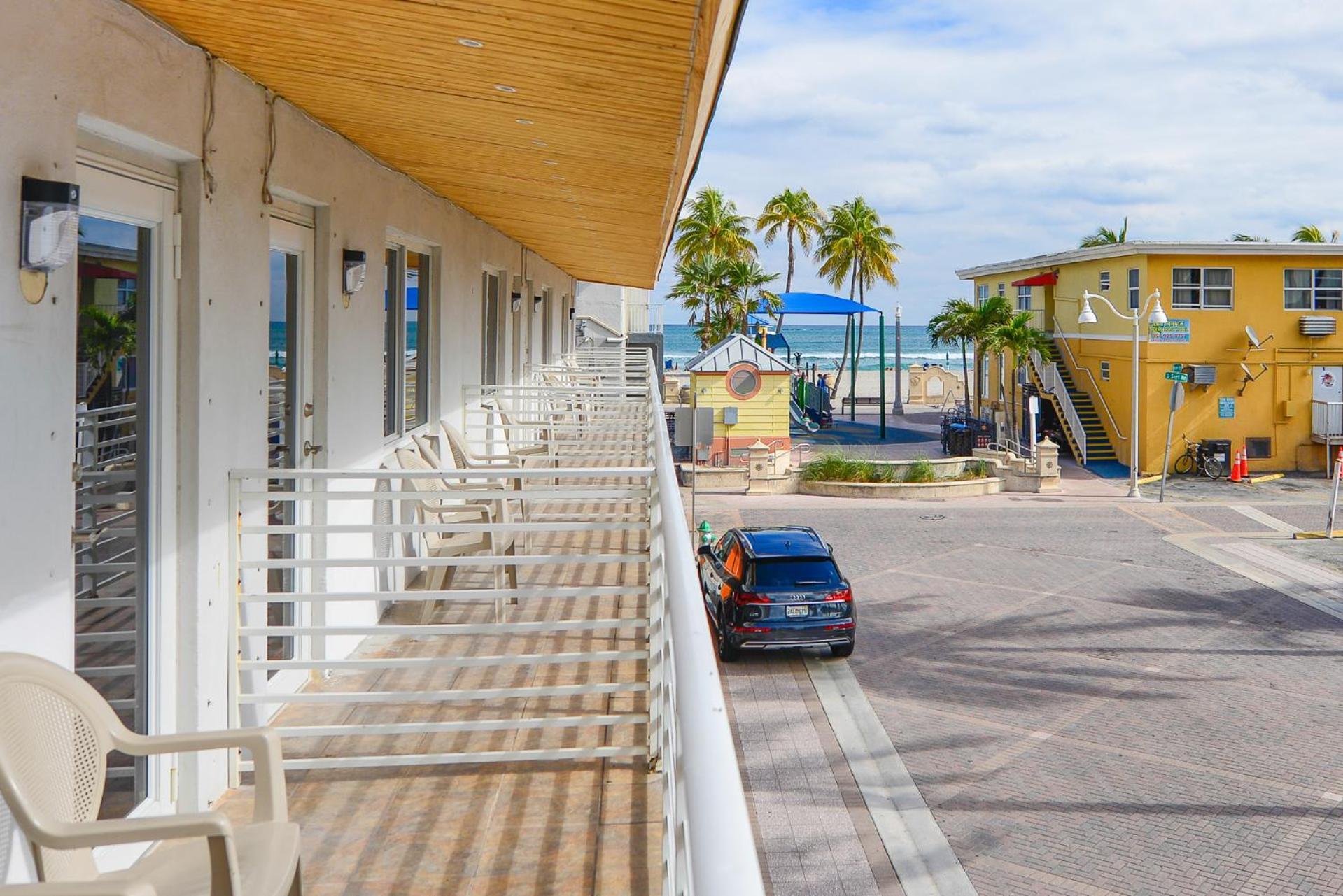 דירות הוליווד Ocean View Balcony With Pool & Parking -M42 מראה חיצוני תמונה