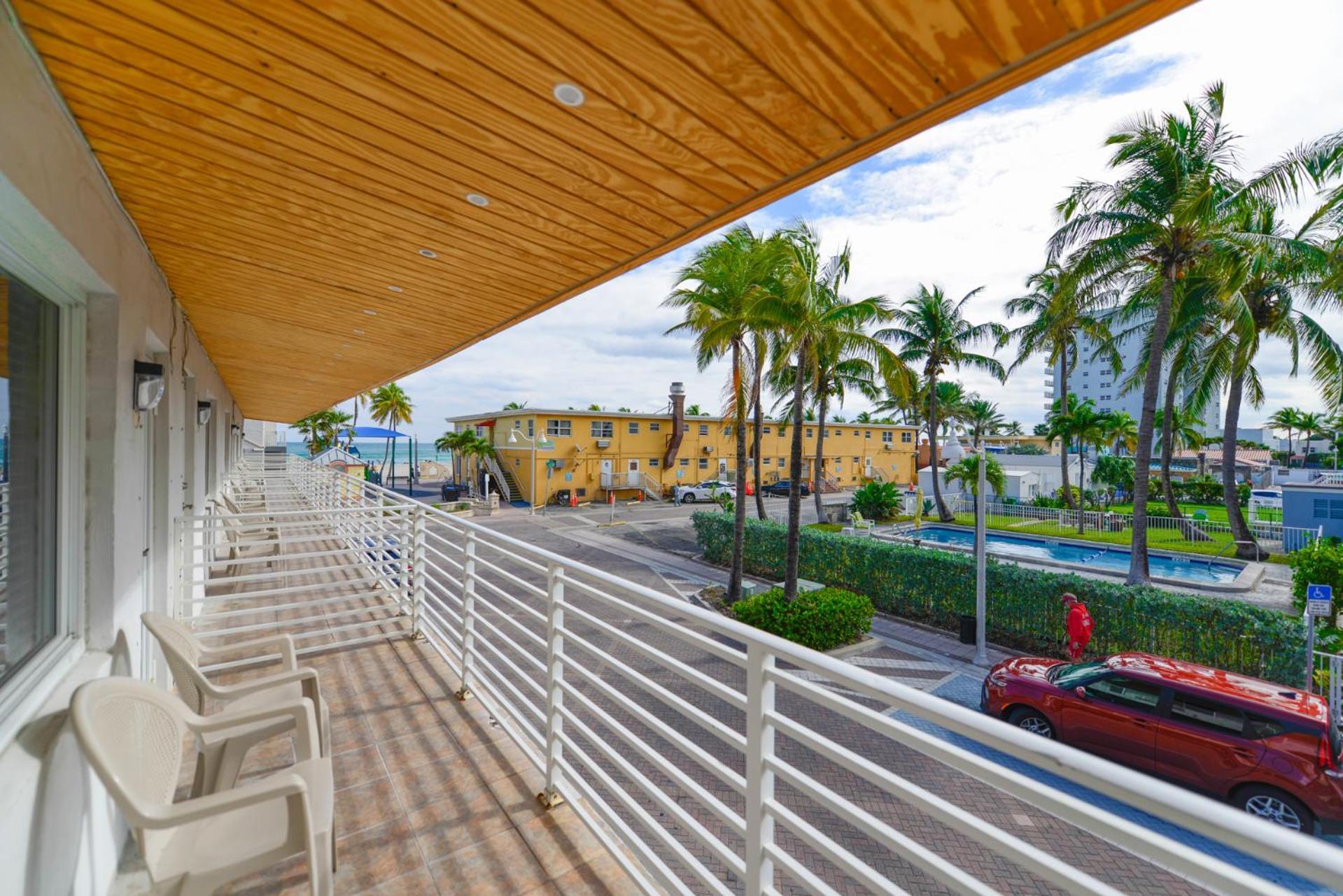 דירות הוליווד Ocean View Balcony With Pool & Parking -M42 מראה חיצוני תמונה